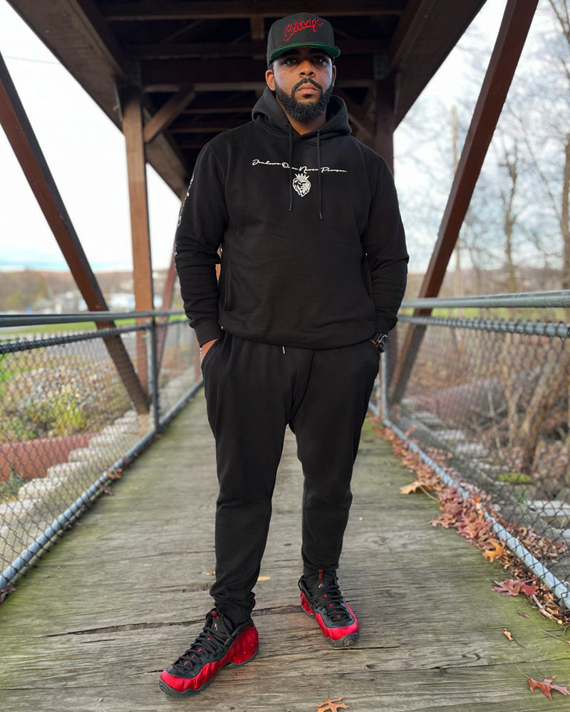 Signature Hoodie – J.O.N.P.